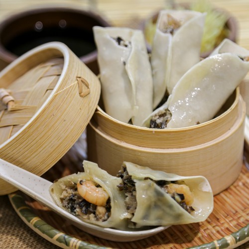 Aw's Market Prawn & Pork Gyoza 虾仁猪肉锅贴 